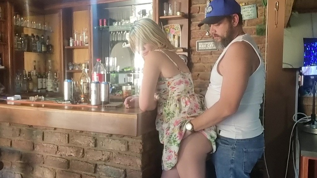 мене трахає мій зят-далекобійник (Redsparow3434, Pssygalore691) getting fucked by my trucker brother in-law (Redsparow3434, Pssygalore691)