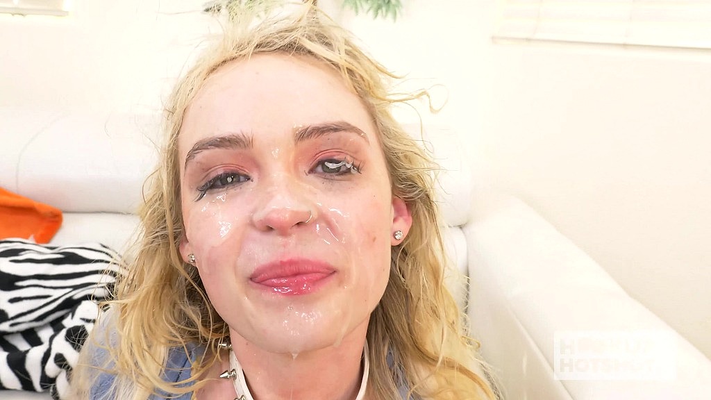 blonde beauty lilly bell gets her mouth used like a pussy! (Lilly Bell, Bryan Gozzling) blonde beauty lilly bell gets her mouth used like a pussy! (Lilly Bell, Bryan Gozzling)