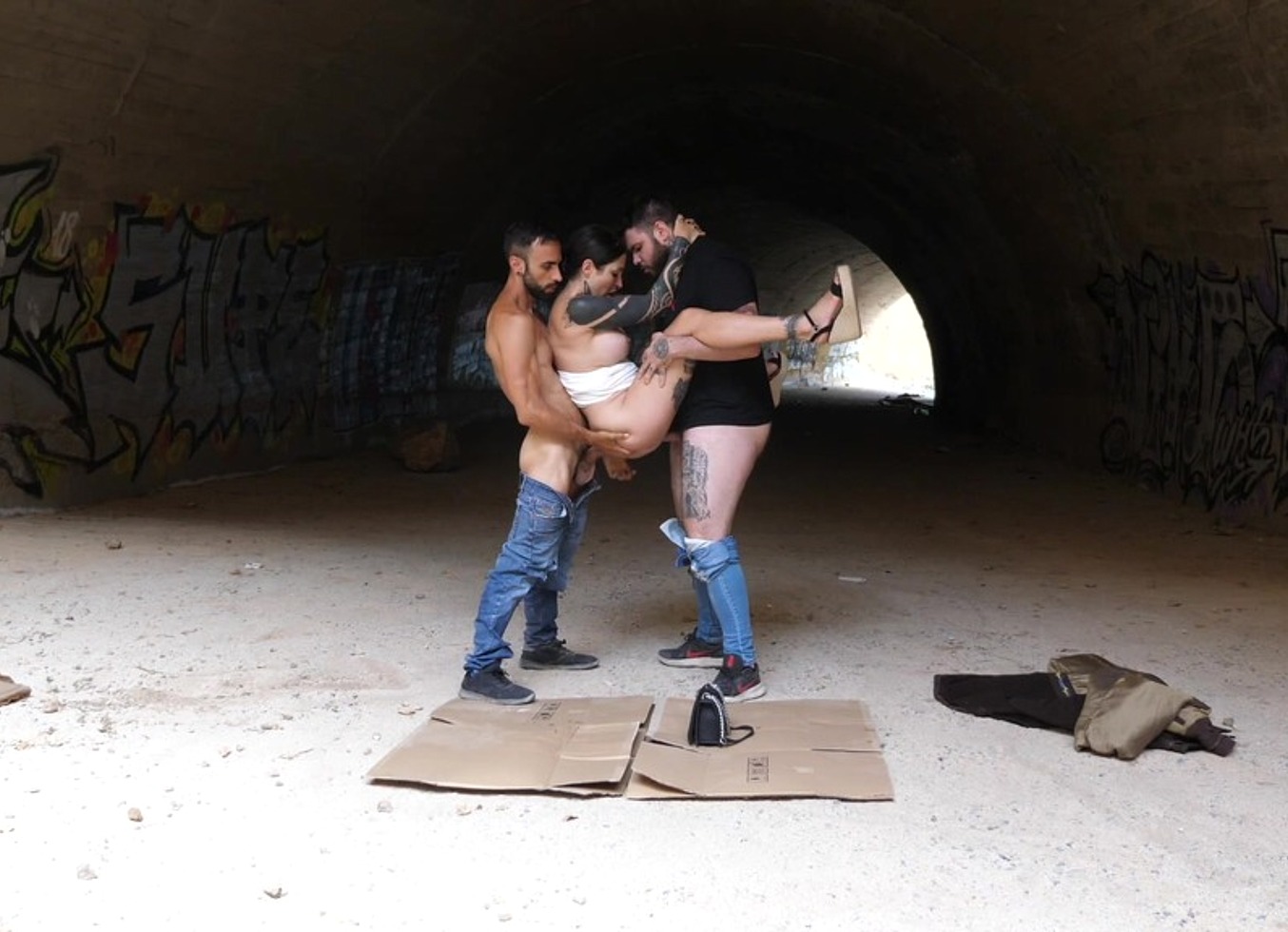 Se La Follan Unos Vagabundos