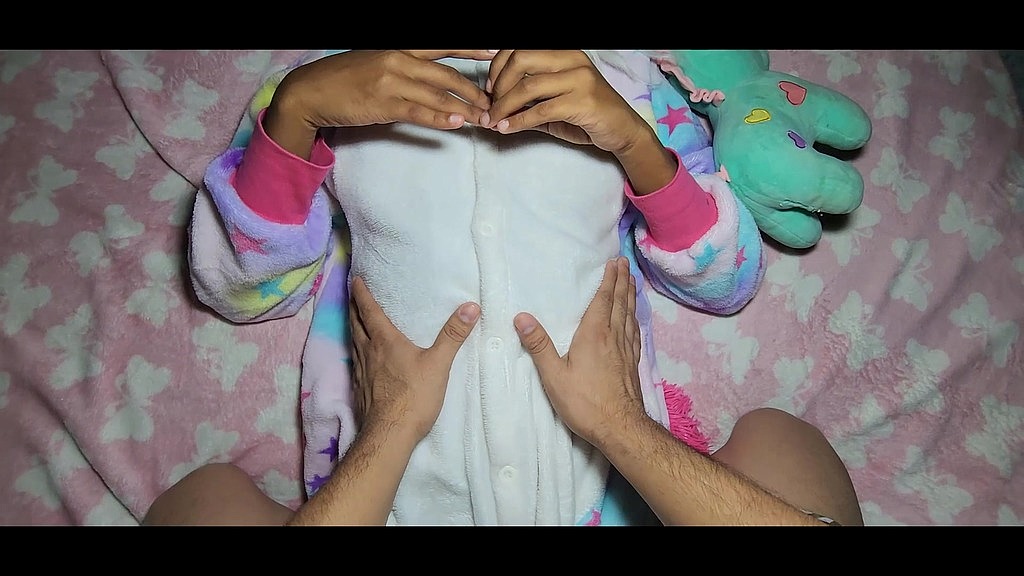 hijastra si tiene sexo con padrastro - tayler folla con la verga de adulto (Marco Galam, Tayler) hijastra si tiene sexo con padrastro - tayler folla con la verga de adulto (Marco Galam, Tayler)