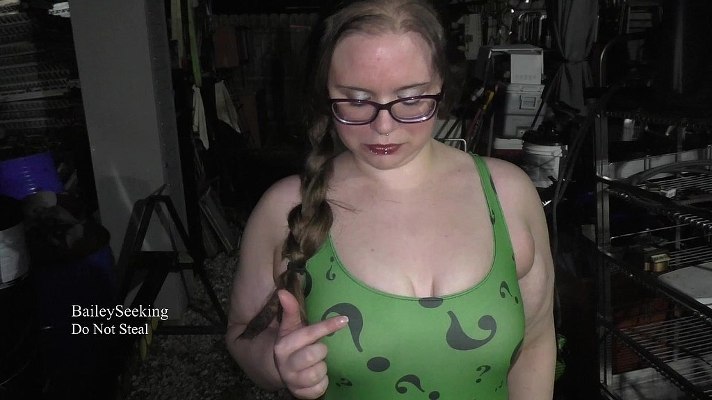 riddler cosplay smoke - ad (Bailey Seeking) riddler cosplay smoke - ad (Bailey Seeking)