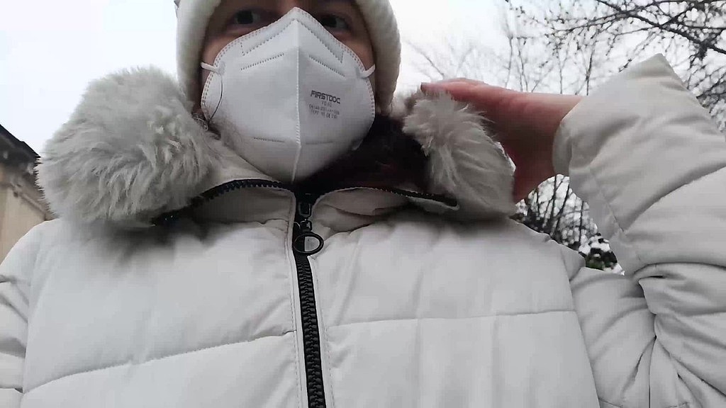 completely wet yoga pants in the middle of the street - video re-edited in 4k (Nicoletta Embassi) completely wet yoga pants in the middle of the street - video re-edited in 4k (Nicoletta Embassi)