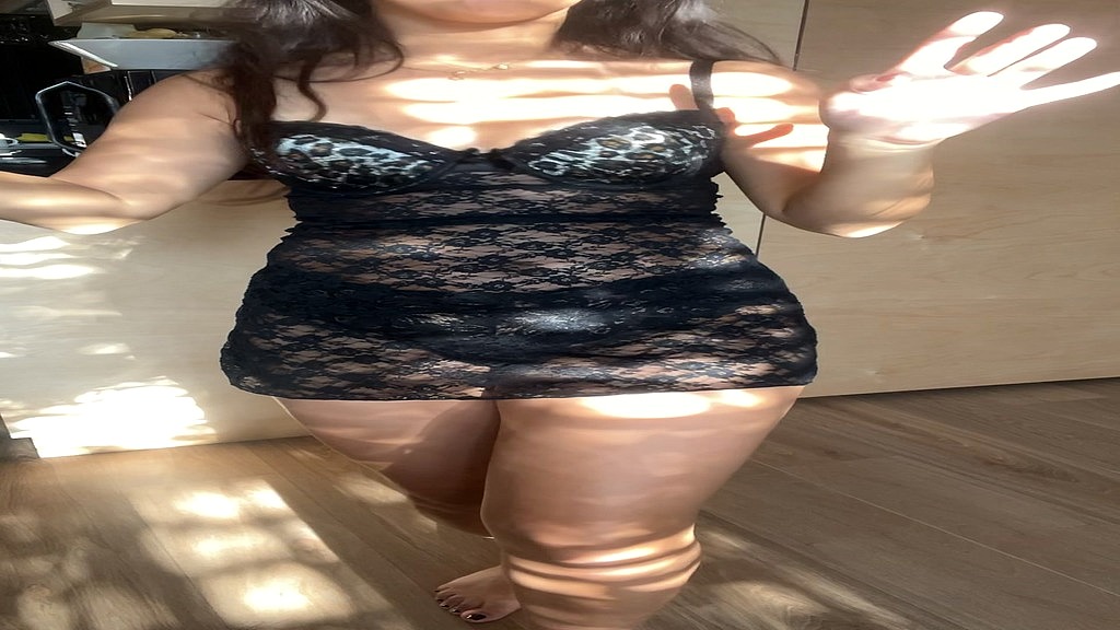 hot sexy arabic girl dancing (SweetArabic) hot sexy arabic girl dancing (SweetArabic)
