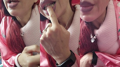 Lavinia converte il segaiolo bigotto- convince my slave to become a dirty blasphemous