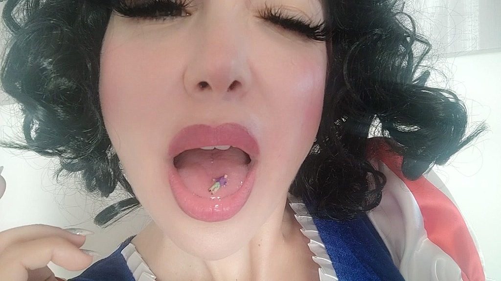giantess angry spitting snowhite vore you (Blackwidow, Chantal channel, Mrneighbour) giantess angry spitting snowhite vore you (Blackwidow, Chantal channel, Mrneighbour)