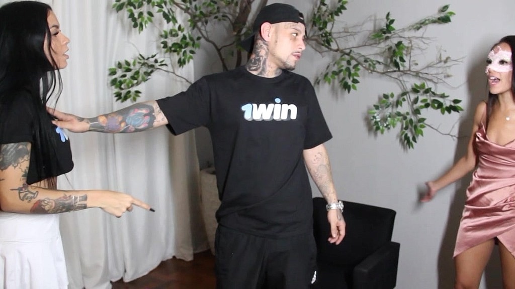Juan Philip, Evelyn Buarque, Novinhosdaimperium: a mulher me pegando no flagra com a mina da escola (AnalVids.com) a mulher me pegando no flagra com a mina da escola (Juan Philip, Evelyn Buarque, Novinhosdaimperium)
