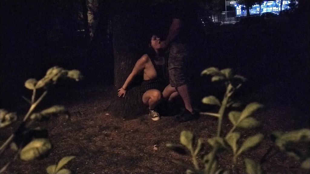dogging - a cheating big tits wife sucks stranger cock (Slut Mommy Happiness, Happi) dogging - a cheating big tits wife sucks stranger cock (Slut Mommy Happiness, Happi)