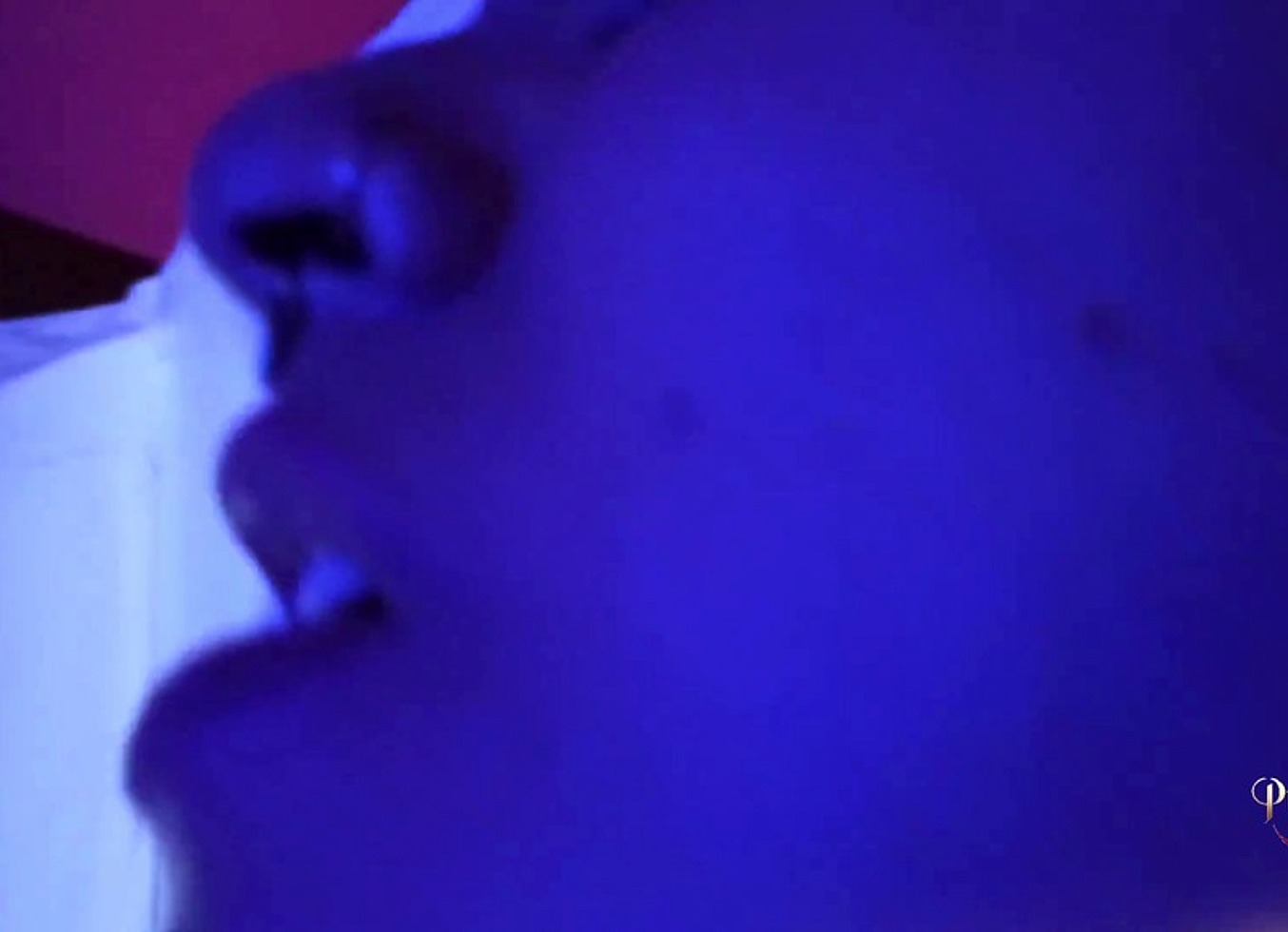 Como Le Gusta Que La Penetre En Cucharita (Arrechaza)