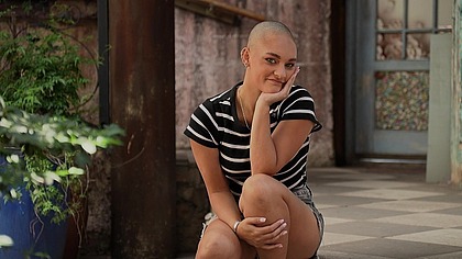 Juane's empowering journey to "proud of her new look" (WIDE ANGLE VERSION)