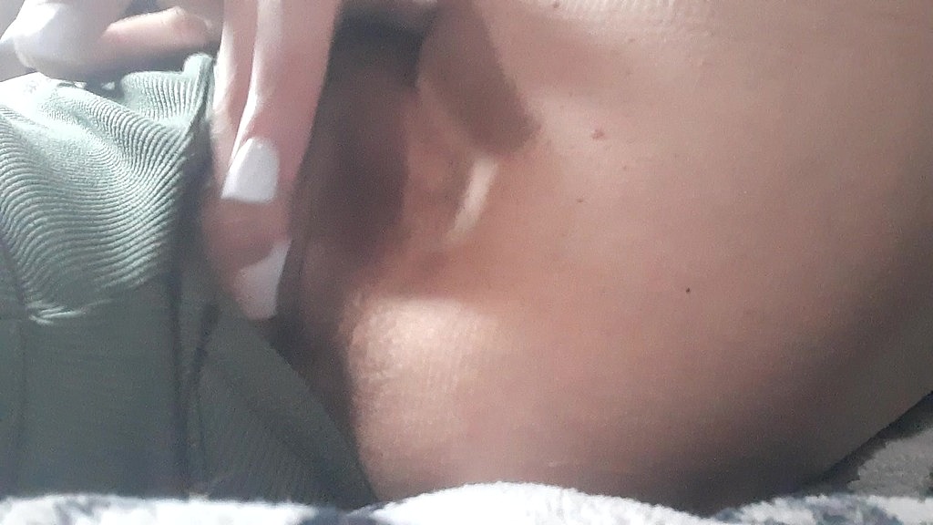taking my time on my hairy pussy (WikkedKitten) taking my time on my hairy pussy (WikkedKitten)