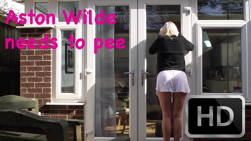 aston wilde needs to pee (Aston Wilde) aston wilde needs to pee (Aston Wilde)