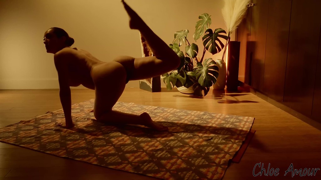Sexy Latina Chloe Amour Does Naked Yoga