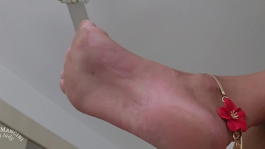 foot and ankle * bracelets (Paula Mancini) foot and ankle * bracelets (Paula Mancini)