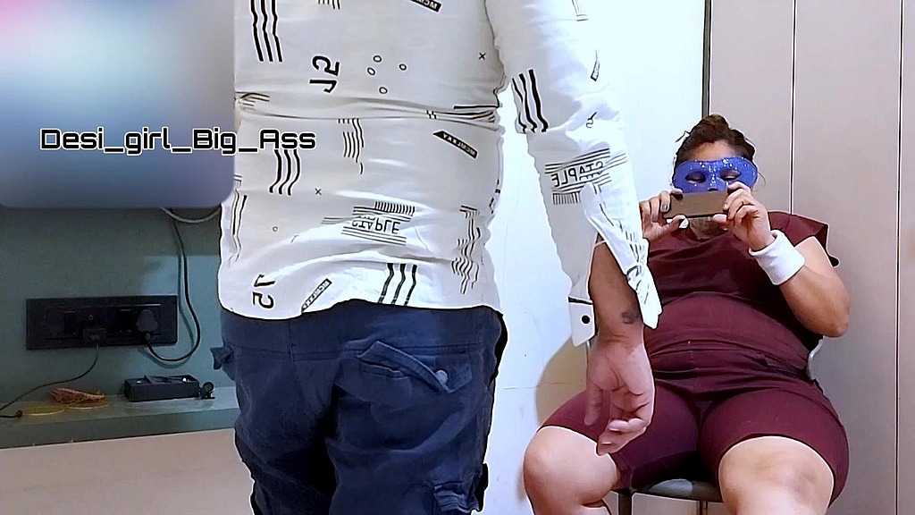 Я лизнув дупу своєї спраглої невістки, потім сильно її трахнув і вгамував спрагу. (Пстаріндія ж, Пстаріндія м) i licked the ass of my thirsty sister-in-law, then fucked her hard and quenched her thirst. (Pstarindia f, Pstarindia m)