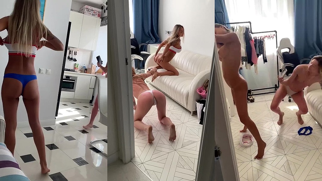 Моніка Фокс позує для фото! (Моніка Вайлд, Моніка Фокс) monika fox posing for a photo! (Monika Wild, Monika Fox)