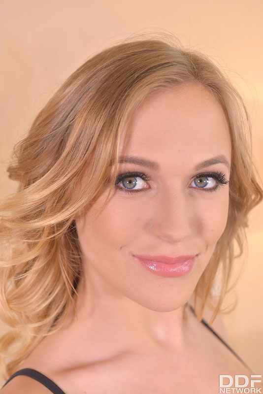 Sensual Seduction: Gorgeous Femmes Dildo Dive #1