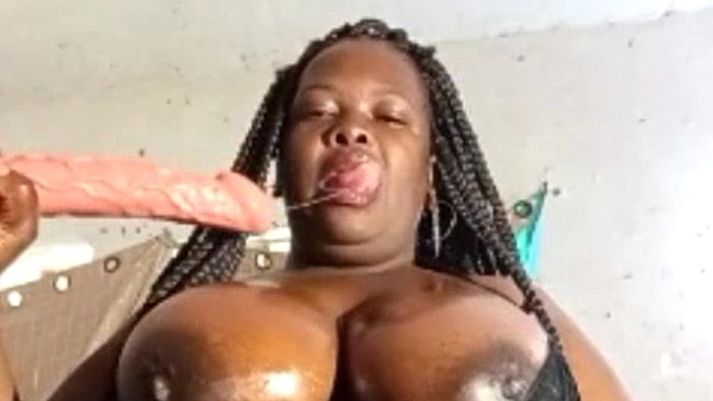 gagging (India Black) gagging (India Black)
