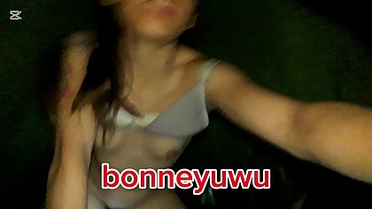 bonneyuwu - acampando al aire libre