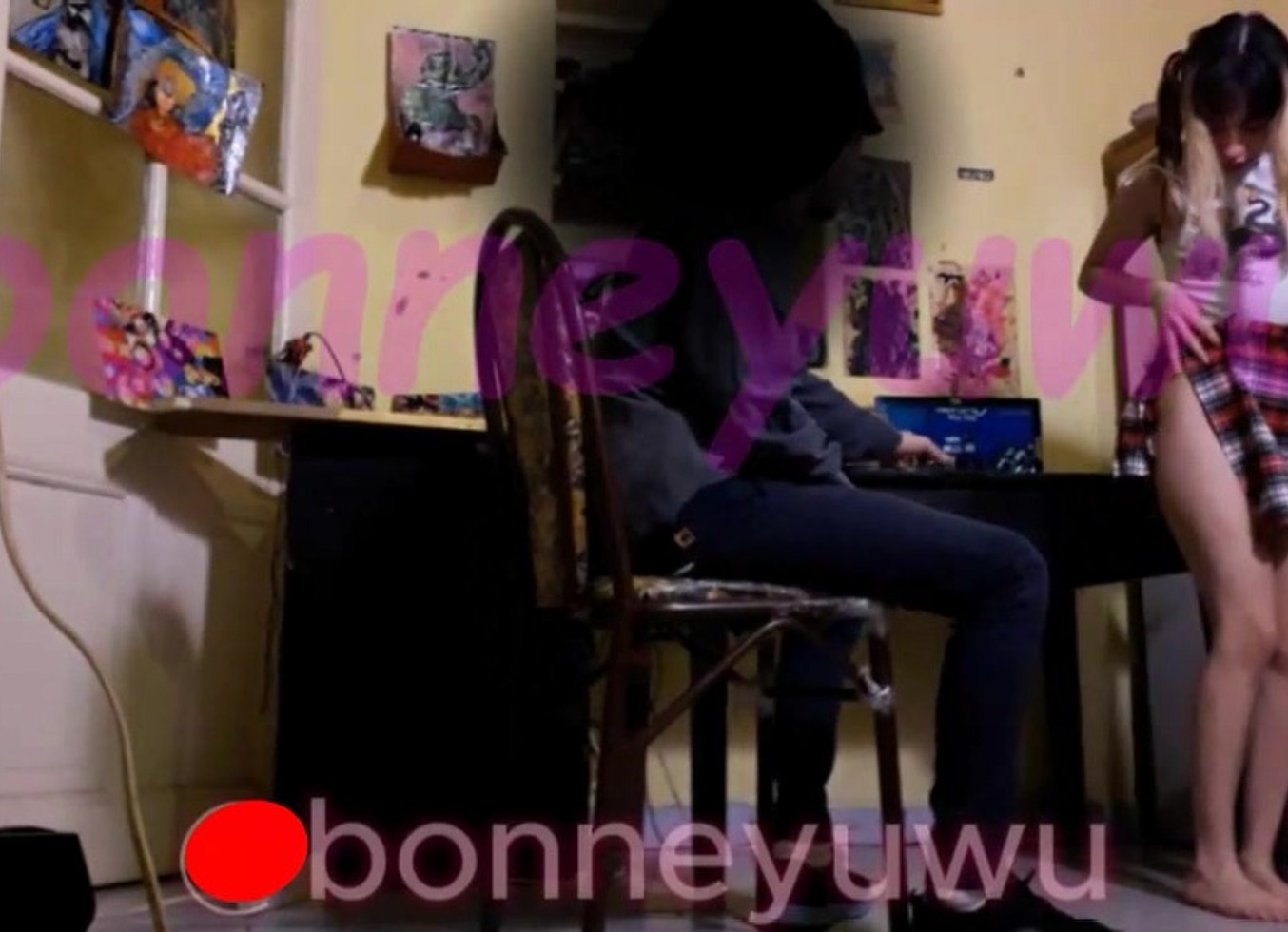 Bonneyuwu - 20:32 Camara Oculta, Argentina Teniendo Sexo Con Un Amigo Del Padre