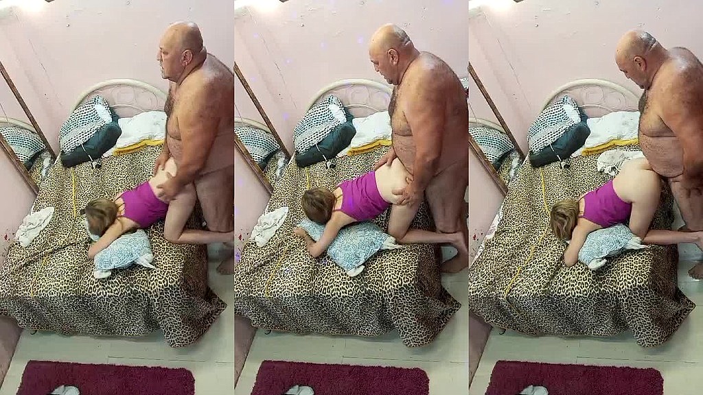loirinha boa de cama adora ficar de quatro para o veiooo (Tiuzao, Rainha Do Anal) loirinha boa de cama adora ficar de quatro para o veiooo (Tiuzao, Rainha Do Anal)