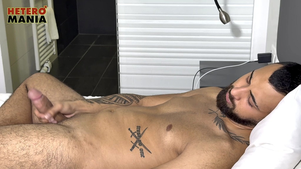 karim cums twice after waking up (Karim) karim cums twice after waking up (Karim)