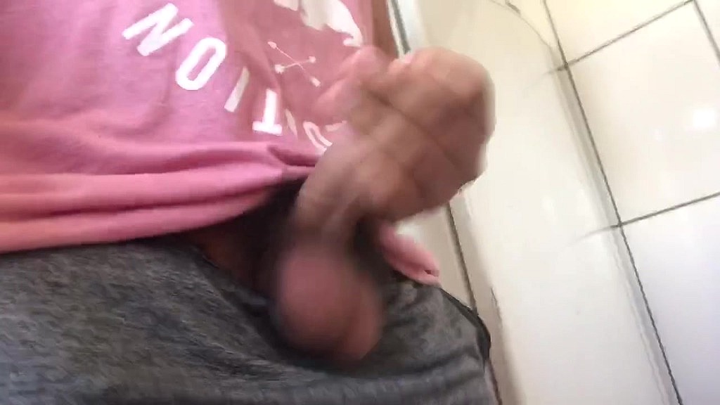 emptying the balls. cumshot in slow motion at the end. (Brother Peludo) emptying the balls. cumshot in slow motion at the end. (Brother Peludo)