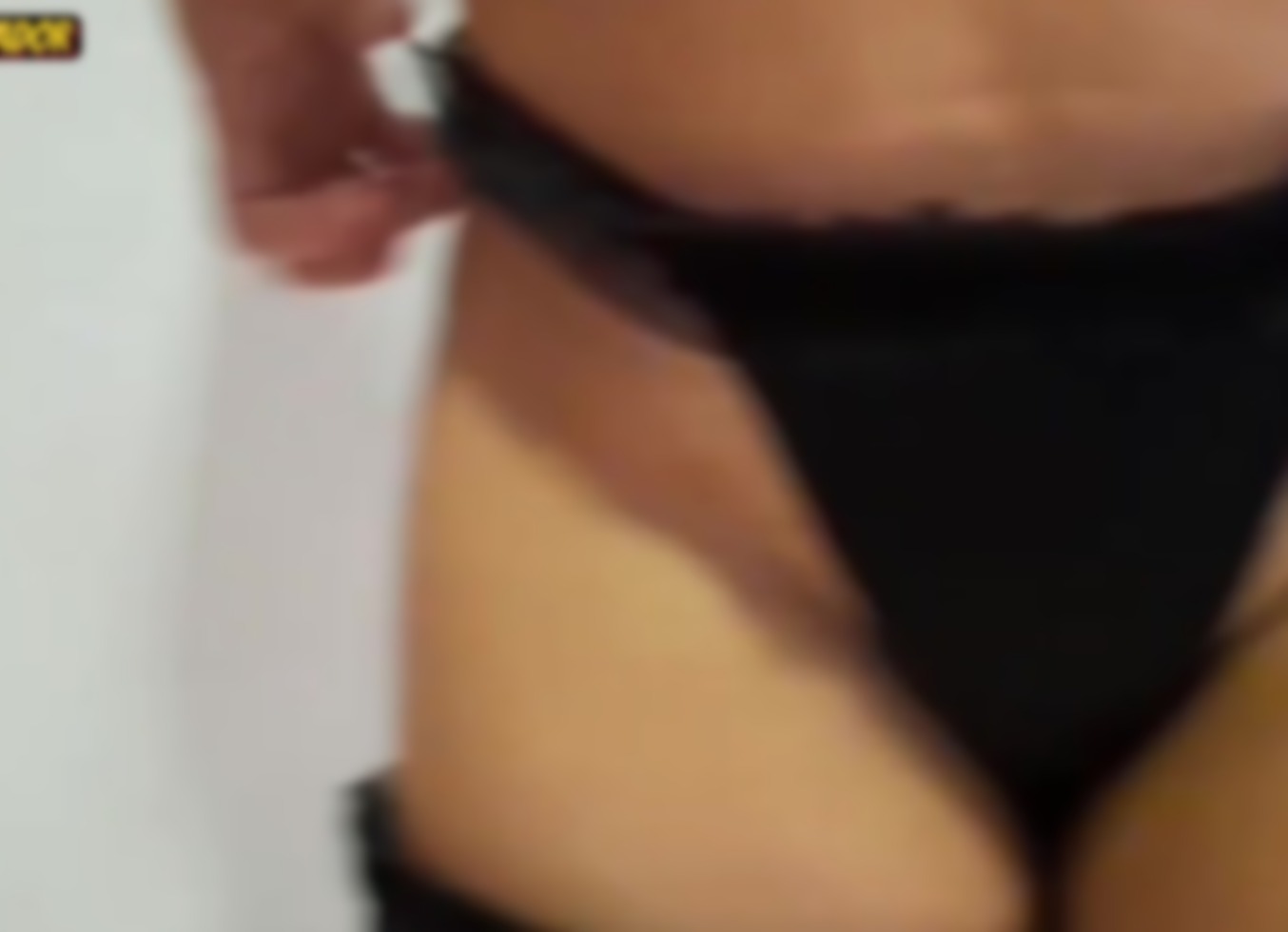 Corno Exibindo A Esposa Novinha Gostosa