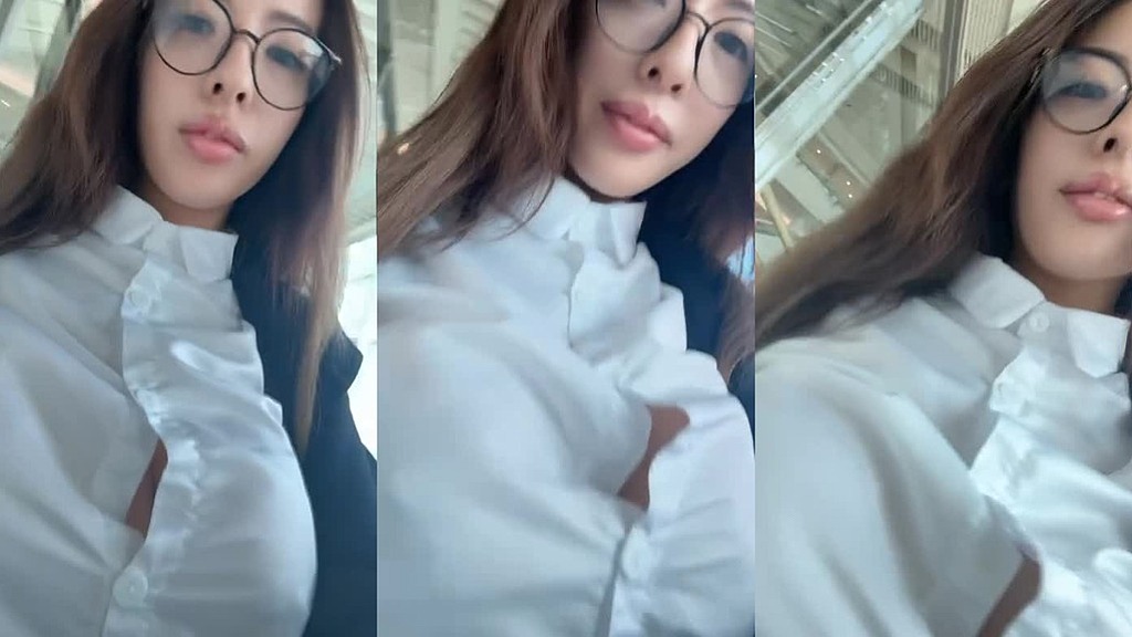 i am on my way to the airport now. my next visit may be to the country you are in. (Moo Moo) i am on my way to the airport now. my next visit may be to the country you are in. (Moo Moo)