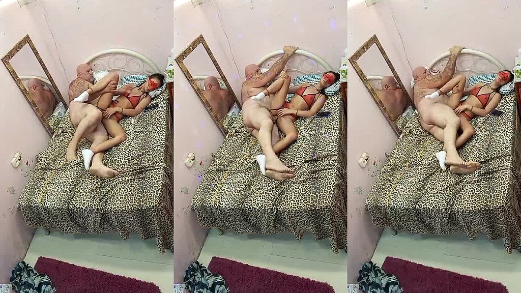 novinha tava toda meladinha louca pra dar para esse veioo grandao (Tiuzao, Princesa Do Anal) novinha tava toda meladinha louca pra dar para esse veioo grandao (Tiuzao, Princesa Do Anal)
