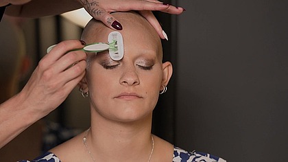 Juane's empowering journey to "proud of her new look" (STEP 6)