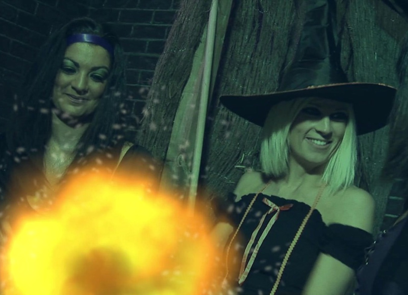 Lea Lazur Enjoys Sucking Dick And Taking Raw Poundings