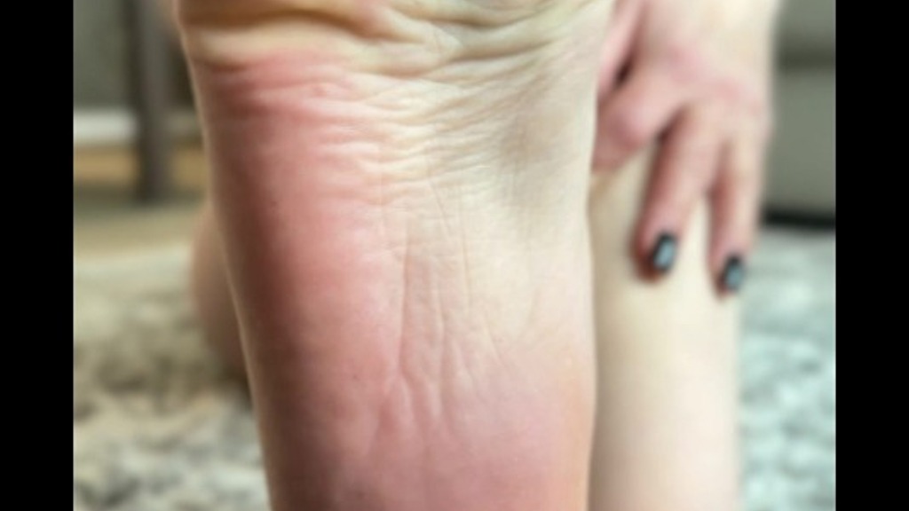 feetfetish (HotsyTotsy) feetfetish (HotsyTotsy)