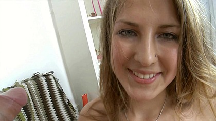 Russian pussy tries anal