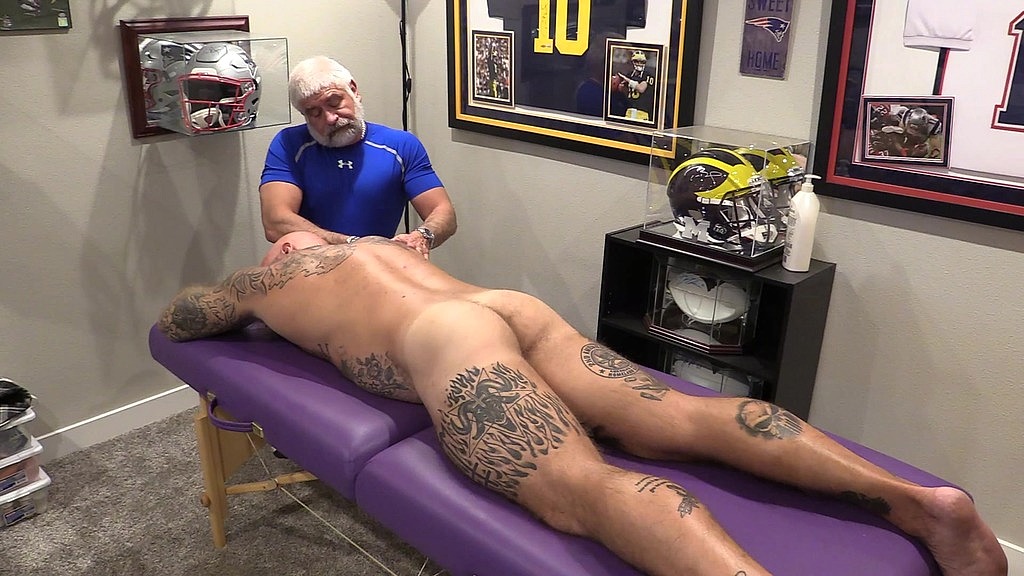 erotic massage with jim love and masculine jason 2 (Jason Collins, Jim Love Updated) erotic massage with jim love and masculine jason 2 (Jason Collins, Jim Love Updated)