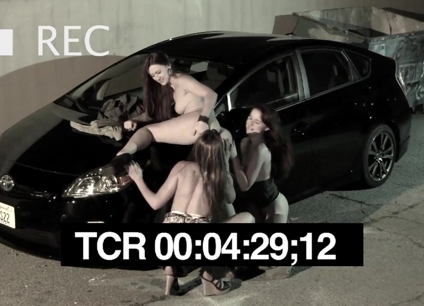 Annabelle Lee, Karlie Montana And Samantha Ryan Have An Outdoor Lesbian Tro