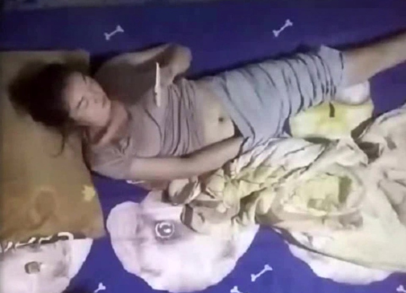 Behind The Scenes Of A Beautiful Woman Masturbating