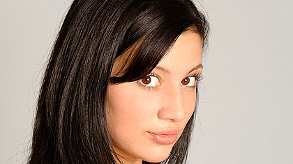 Beautiful Babe Gets Naked for You!