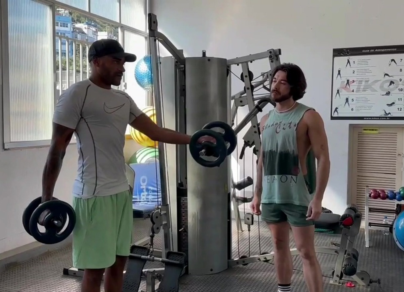 Pegacao Na Academia. - Parte I