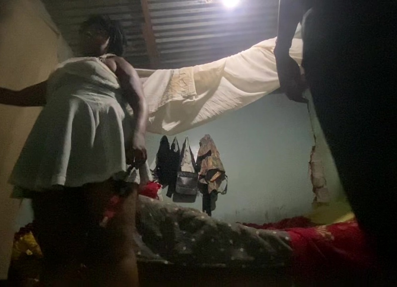 Longue Queue Pour Un Gros Cul