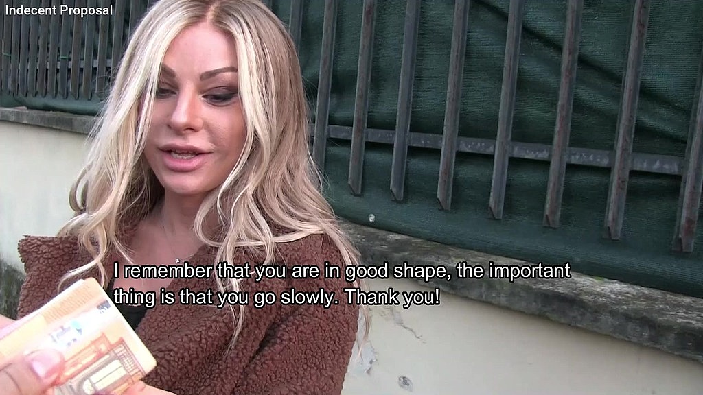Rambetto Stefanin, Noemi Blonde: accetta 1000€ and you fandare il culo l Italiana calda - sottotitoli inglese (AnalVids.com) accetta 1000€ e si fa sfondare il culo l italiana calda - sottotitoli inglese (Rambetto Stefanin, Noemi Blonde)