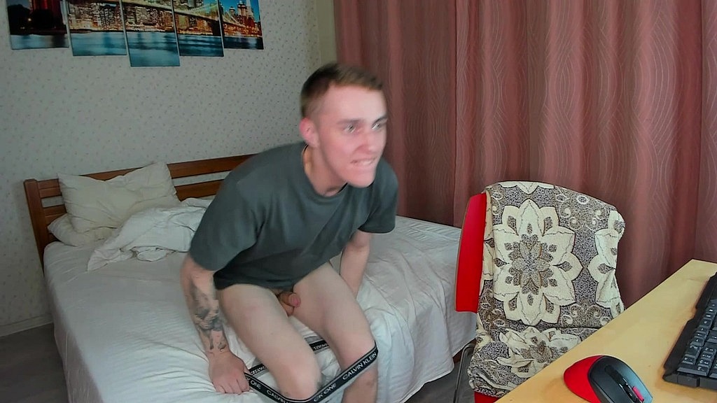 my fingers are slowly getting into alex s ass! (Evgeny Twink, Alex Cute) my fingers are slowly getting into alex s ass! (Evgeny Twink, Alex Cute)