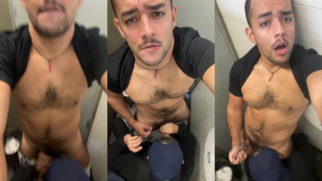 sendo mamado pelo flanelinha no wc publico (Socyal Sem Camisa,Brotherlicia) sendo mamado pelo flanelinha no wc publico (Socyal Sem Camisa,Brotherlicia)