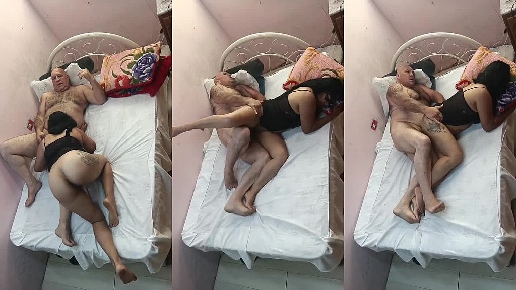 empregada safada na hora das folgas ela vai brincar com seu bondoso patrao (Rosita, Tiuzao) empregada safada na hora das folgas ela vai brincar com seu bondoso patrao (Rosita, Tiuzao)