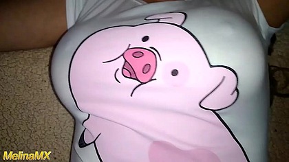 Le doy una cogida de buenas noches a mi hermanastra en su cama