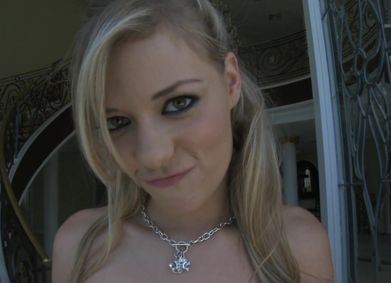 Dee Massages And Fucks By The Pool In Hot Outdoor Interracial Scene