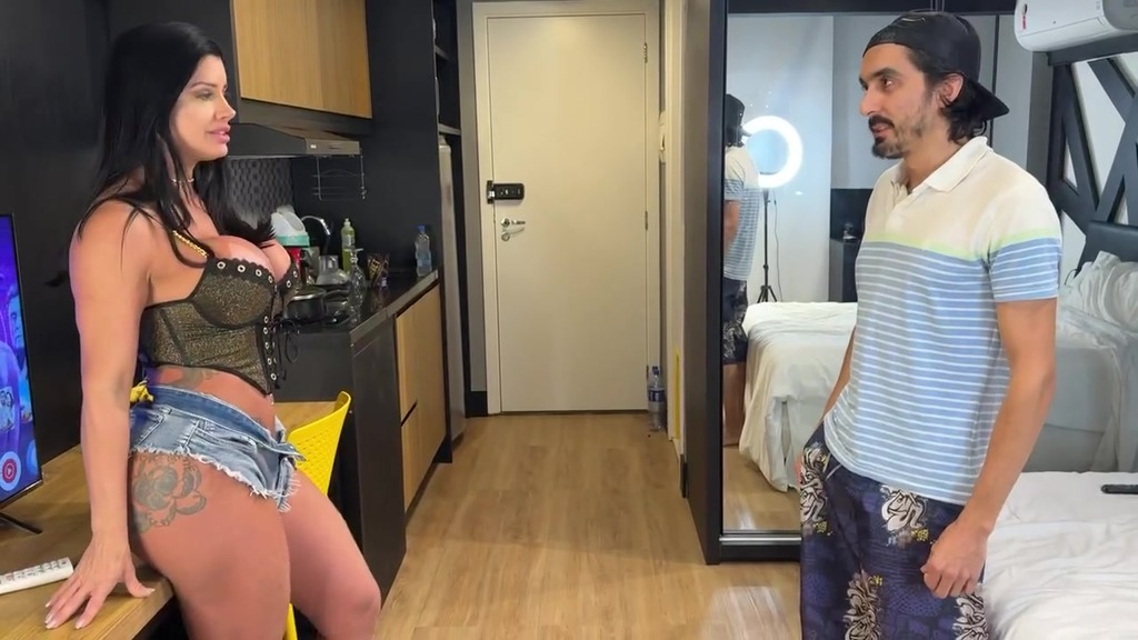 Fudendo com dotado na viagem eu acredito que esse safado adorou fuder meu bucetao