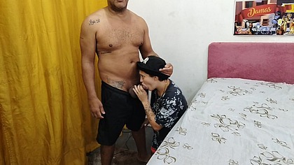 Sapatao safada,gosta muito de dar o cu.
