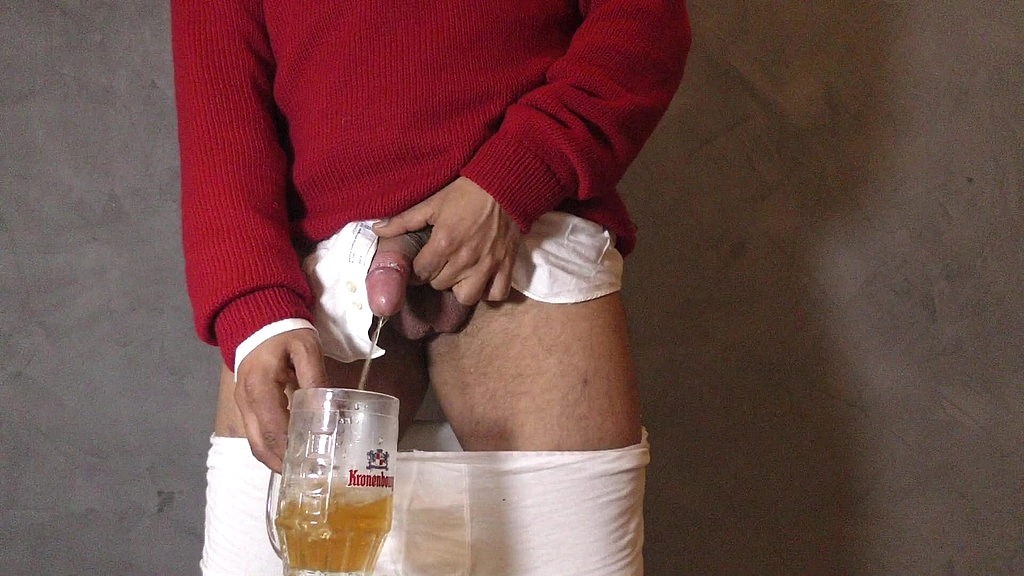 gg i drink piss from a glass of beer (GianGinestra) gg i drink piss from a glass of beer (GianGinestra)