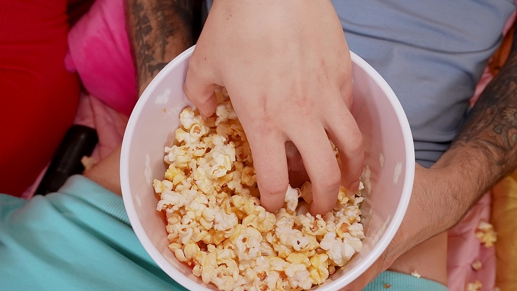 exploding popcorn (Nade Nasty, Kelsey Kane) exploding popcorn (Nade Nasty, Kelsey Kane)