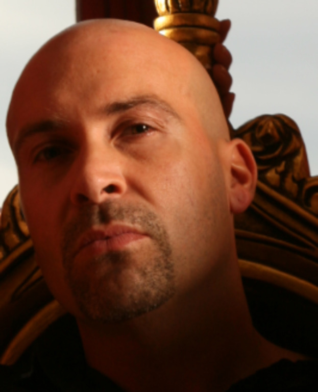 Max Cortes,Carol Vega